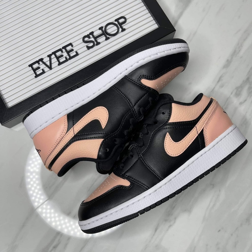 Jordan Retro 1 Low - Picture 3 of 4
